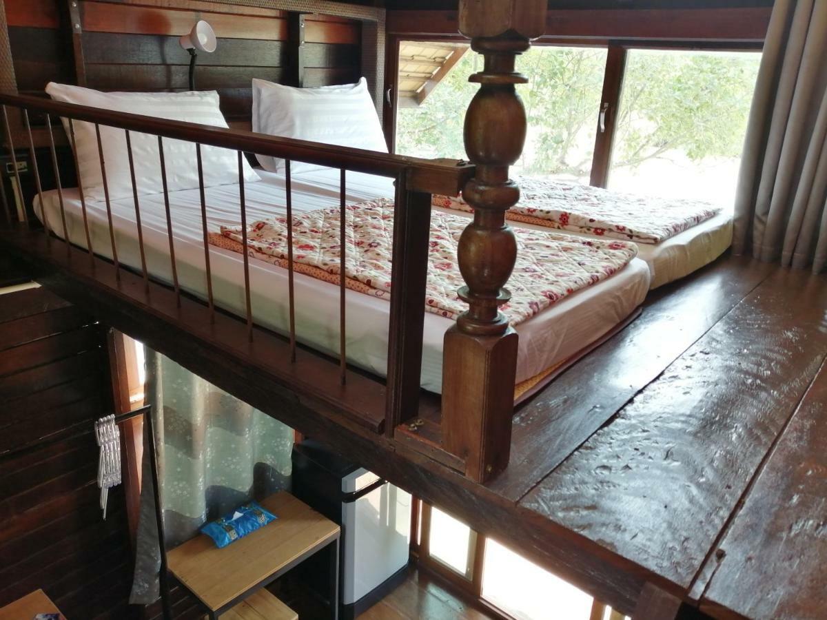 Rustic​ Charm​ Suphan​ Ban Tha Pong Eksteriør bilde