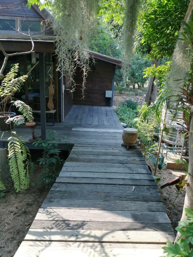 Rustic​ Charm​ Suphan​ Ban Tha Pong Eksteriør bilde
