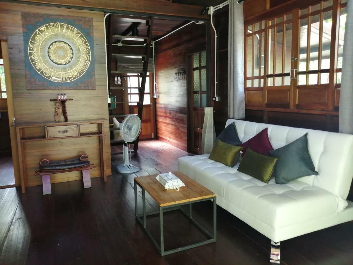 Rustic​ Charm​ Suphan​ Ban Tha Pong Eksteriør bilde