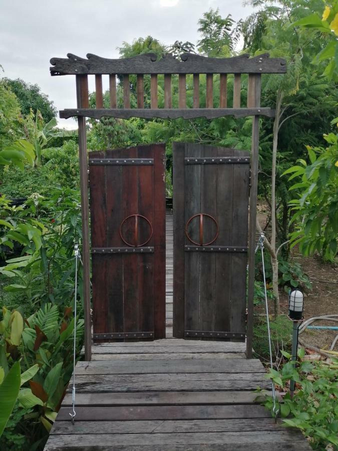 Rustic​ Charm​ Suphan​ Ban Tha Pong Eksteriør bilde